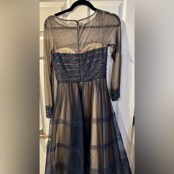 Basix Black Label Navy Beaded Gown - size 0 - Picture 5 of 9
